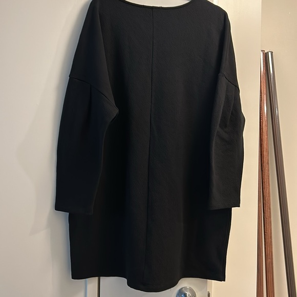 Black Heart Embossed Women's Top - Picture 4 of 11